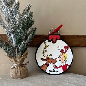 Dr. Seuss Ornament wall decor with Red and Black Details